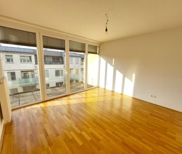 **AB SOFORT** Exklusive 3-Zimmer Dachgeschoss-Wohnung mit 2 Terrass... - Photo 1