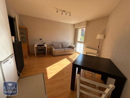 Location Appartement 1 pièce 24m² LAVAL 53000 - Photo 3