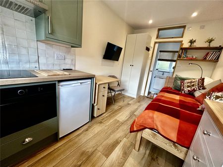 studio to rent Furze Road, WTH250036, BN13 - Photo 2