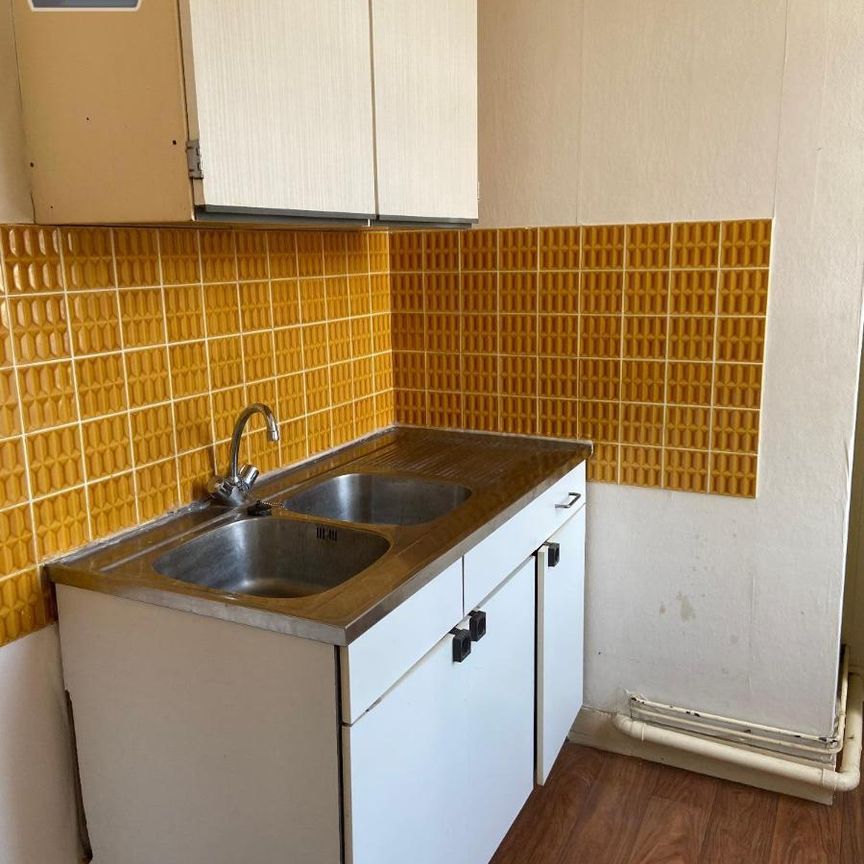 Location Appartement 1 pièce 22m² DIEPPE 76200 - Photo 1