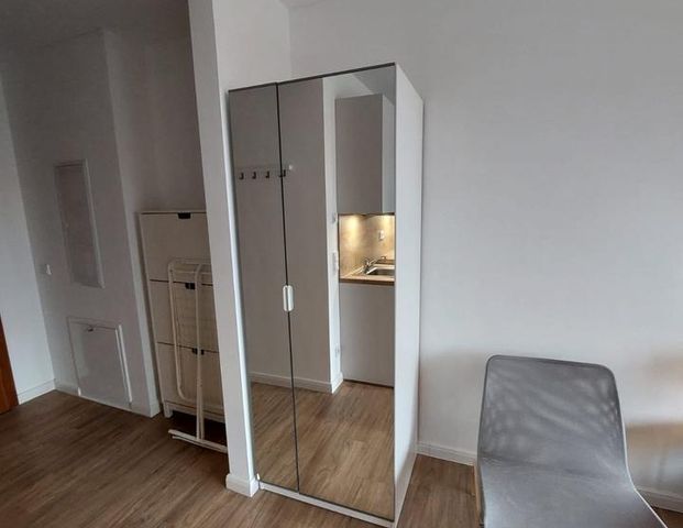 Studio Apartment with fitted kitchen in Revaler Street - Foto 1