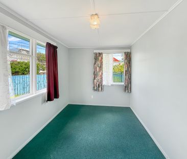 11 McBain Grove, Avalon - Photo 4