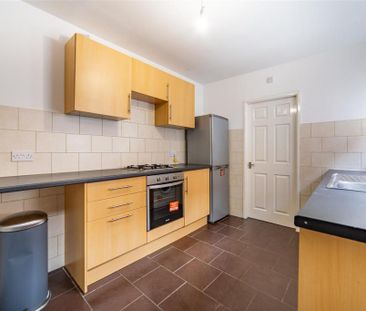 2 bedroom flat to rent - Photo 6