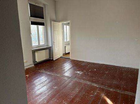 Großzügige Altbauwohnung im Herzen der Stadt - Photo 3