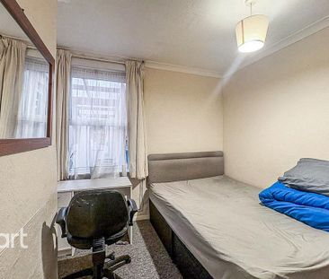 5 bedroom terraced house to rent - Photo 4