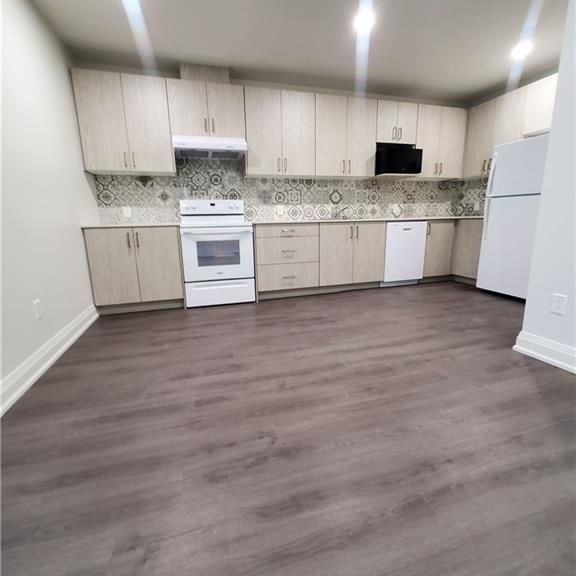 For Lease - 307 King Street Unit# 303, Hamilton, Ontario - Photo 1