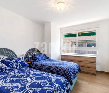 Penthouse with sea views - Photo 4