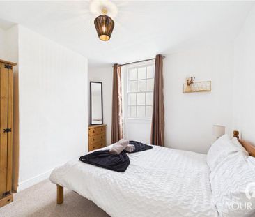 3 bedroom terraced house to rent - Photo 3