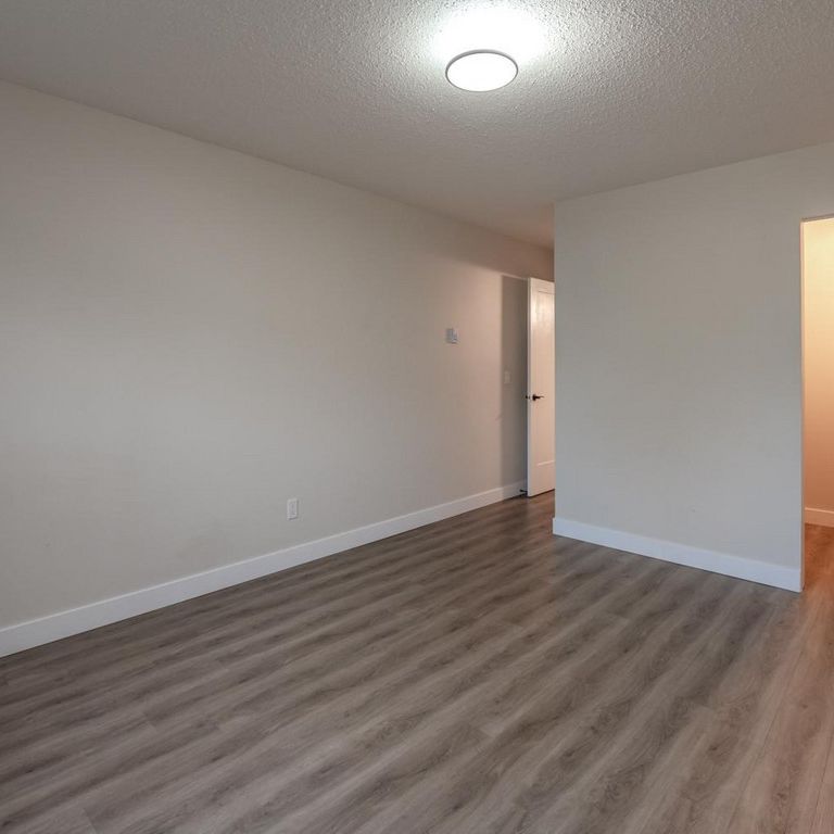 Monte Carlo Apartments - Photo 1