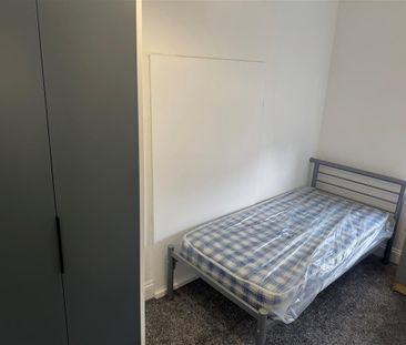 239 Norwich Road - Photo 3