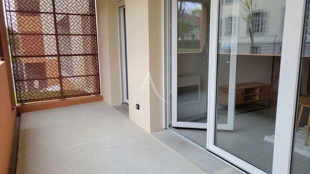 Location Appartement 3 pièces 61m² - Photo 1