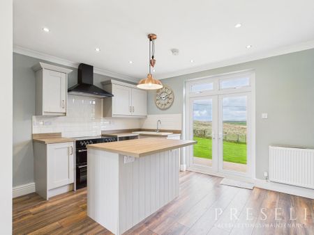 3 bedroom detached house to rent - Photo 5