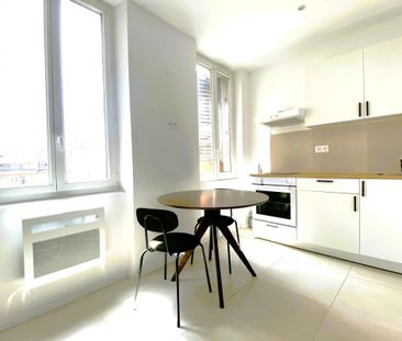 A Louer appartement Marseille 13006 ND du Mont / Cours julien Type ... - Photo 3