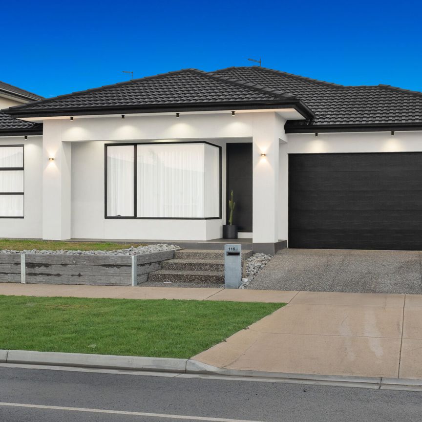 Luxury Living with Premium Finishes - Photo 1