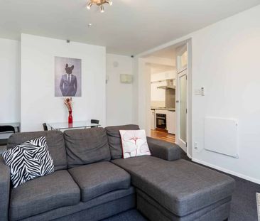 One Bedroom Unit - Photo 5