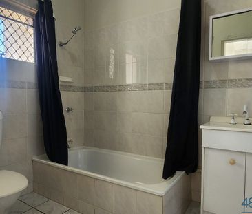 2 bedroom with a Bath! - Photo 4