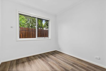 3 Bedroom Stunning Family Home! - Photo 4