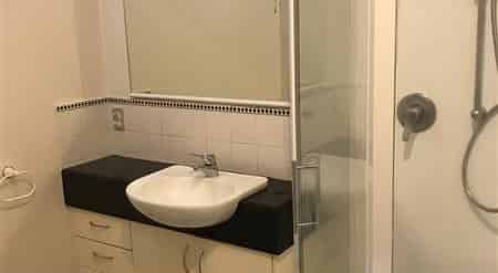 Close to the centre of it all! - Photo 5