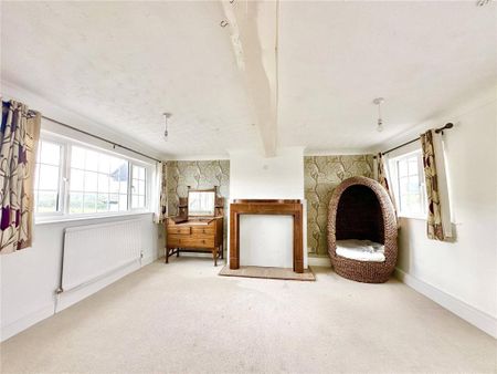 4 bedroom semi-detached house to rent - Photo 3