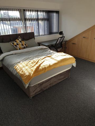7 bedroom house share to rent - Photo 2