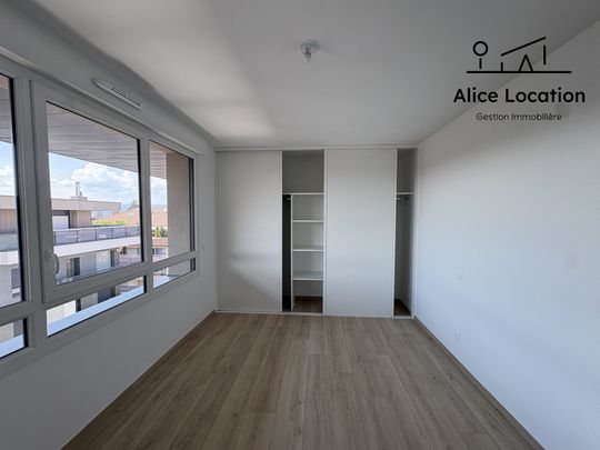 Location Appartement 2 pièces 47m² THONON LES BAINS 74200 - Photo 1