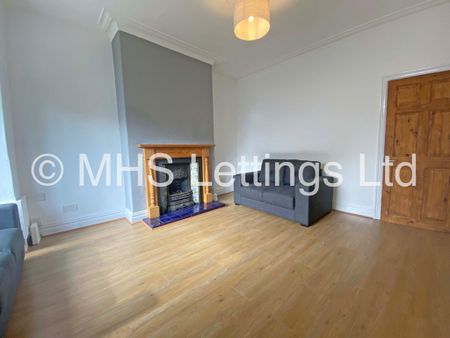 4 Bedroom End Terraced House for rent in Newport View - Photo 3