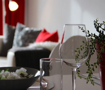 Schöne 3-Raum-Wohnung mit allem was das Herz begehrt - Photo 2