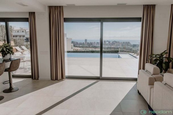 Luxury Villa for rent in Alicante, Spain - Photo 1