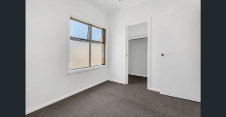 2 Bedroom townhouse in the heart of Munno Para - Photo 5