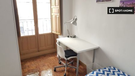 madrid, Community of Madrid 28008 - Photo 4