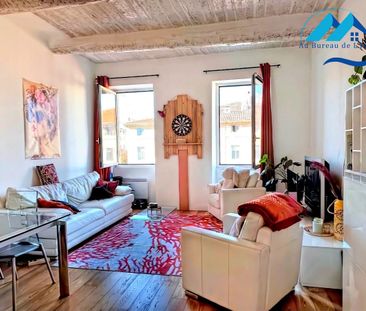 Location Appartement 2 pièces 50m² MARSEILLE 1er - Photo 3