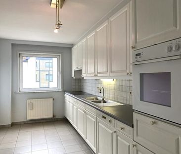 Appartement te huur - Foto 3