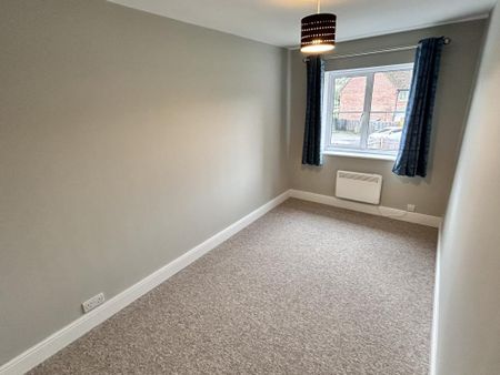 2 bedroom maisonette to rent - Photo 2