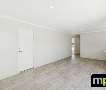 Modern & Connected Community - Photo 2