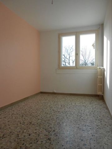 Location Appartement 4 pièces 66m² BESANCON 25000 - Photo 4