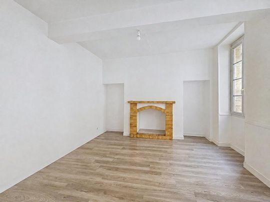 Location / Maison T4 - Photo 1