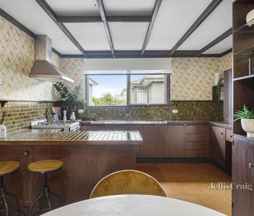 2 Bedroom Unit in Convenient Location - Photo 5