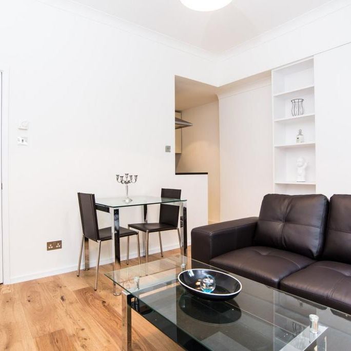 1 bedroom flat to rent - Photo 1