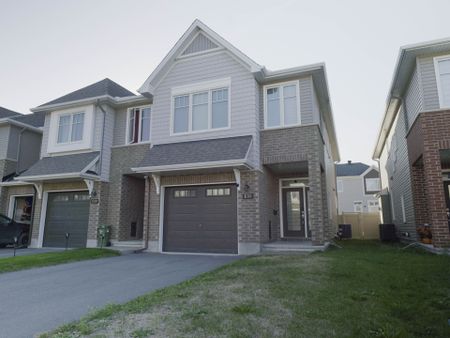 For Lease - 531 SONMARG Crescent, Barrhaven, Ontario - Photo 4