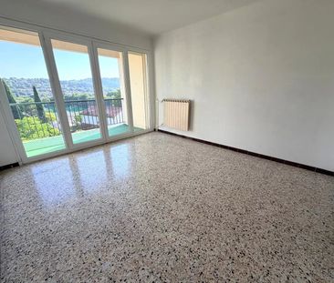 Location Appartement 3 pièces 57m² AIX EN PROVENCE 90ème - Photo 4