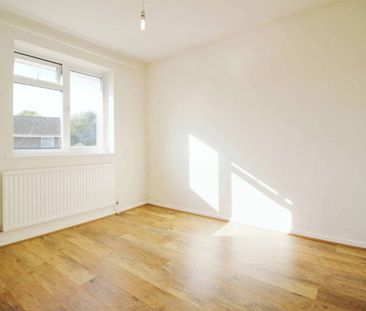 White Edge Moor, Swindon, Swindon, SN3 - Photo 4