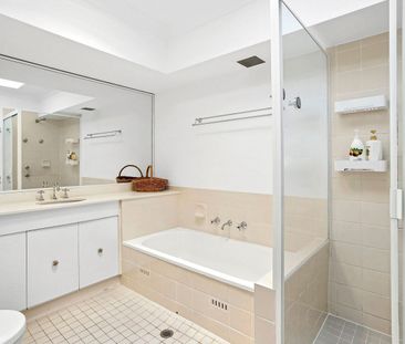 Coastal living awaits, steps from mona vale beach - Photo 3