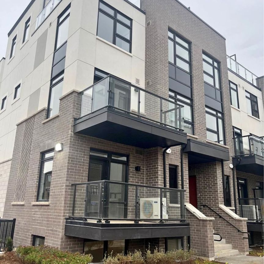 For Lease - 1569 Rose Way Unit# 101, Milton, Ontario - Photo 1