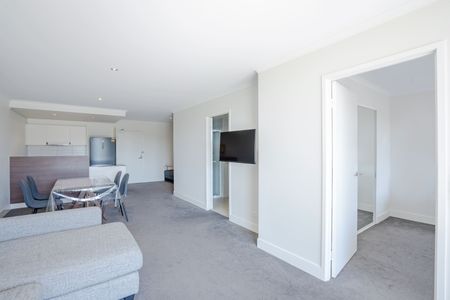 18/18 Moore Street, Turner ACT 2612 - Apartment For Rent | Domain - Photo 2