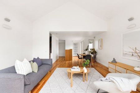 18 Cambridge Street, Port Melbourne VIC 3207 - Townhouse For Rent | Domain - Photo 3