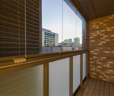 Deauville Close, London, E14 0JT - Photo 1