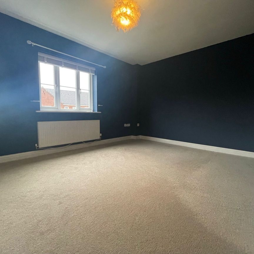 3 bedroom semi-detached to rent Woodpecker Lane, Norwich - Photo 1