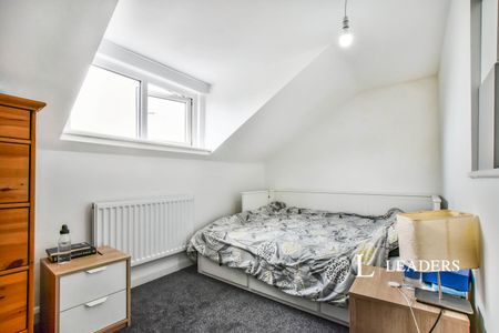 3 bedroom end of terrace to rent Wincombe Street, Manchester, M14 - Photo 2