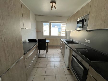 Location Appartement 3 pièces 78m² - Photo 4