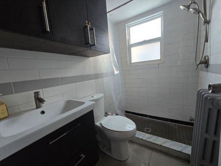 For Lease - 1 Baldwin Street Unit# S1 - 2F, Toronto, Ontario - Photo 2